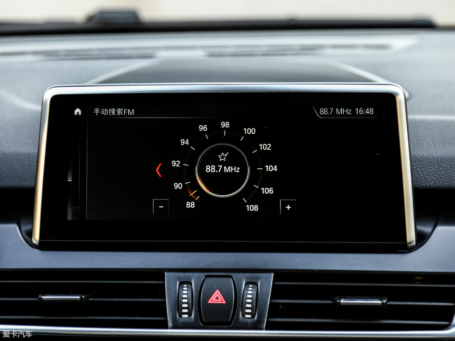 2018��R2ϵ����܇ 220i ���A���b