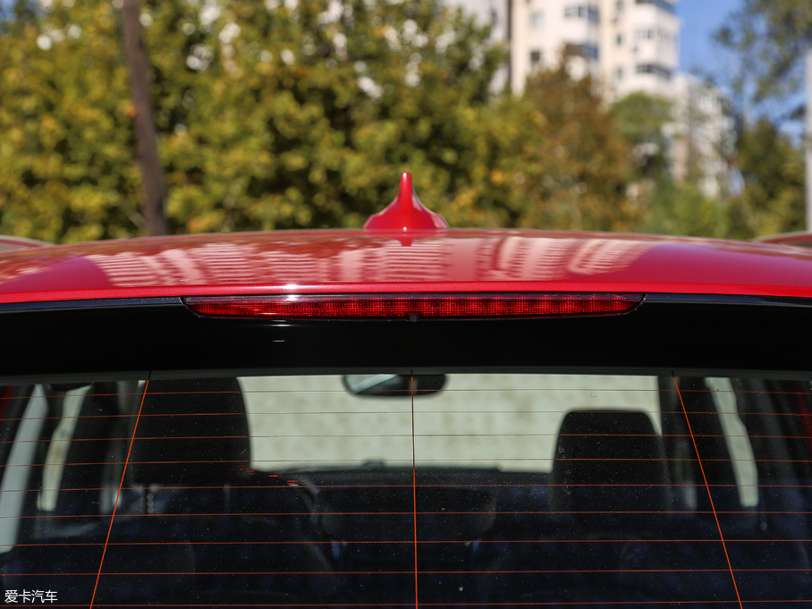 2018R2ϵ܇ 220i Ab