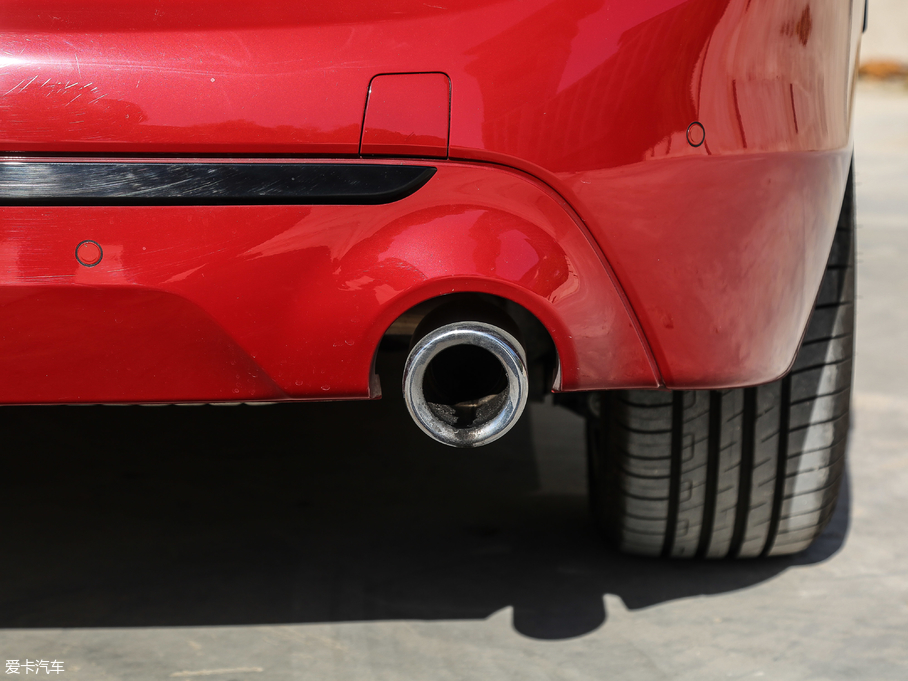 2018R2ϵ܇ 220i Ab