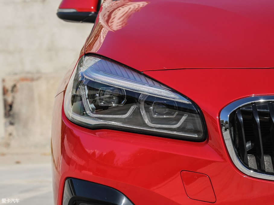 2018R2ϵ܇ 220i Ab