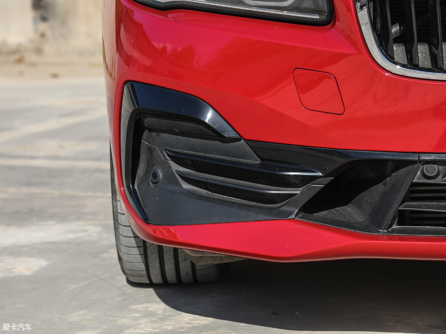 2018R2ϵ܇ 220i Ab