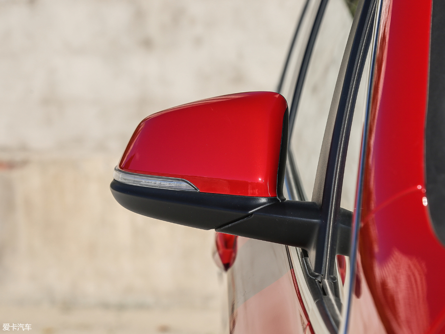 2018R2ϵ܇(ch) 220i Ab