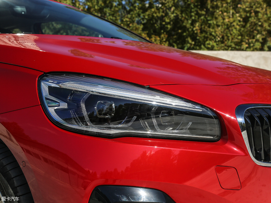 2018R2ϵ܇ 220i Ab