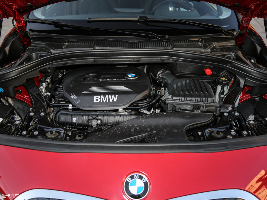 2018R2ϵ܇ 220i Ab