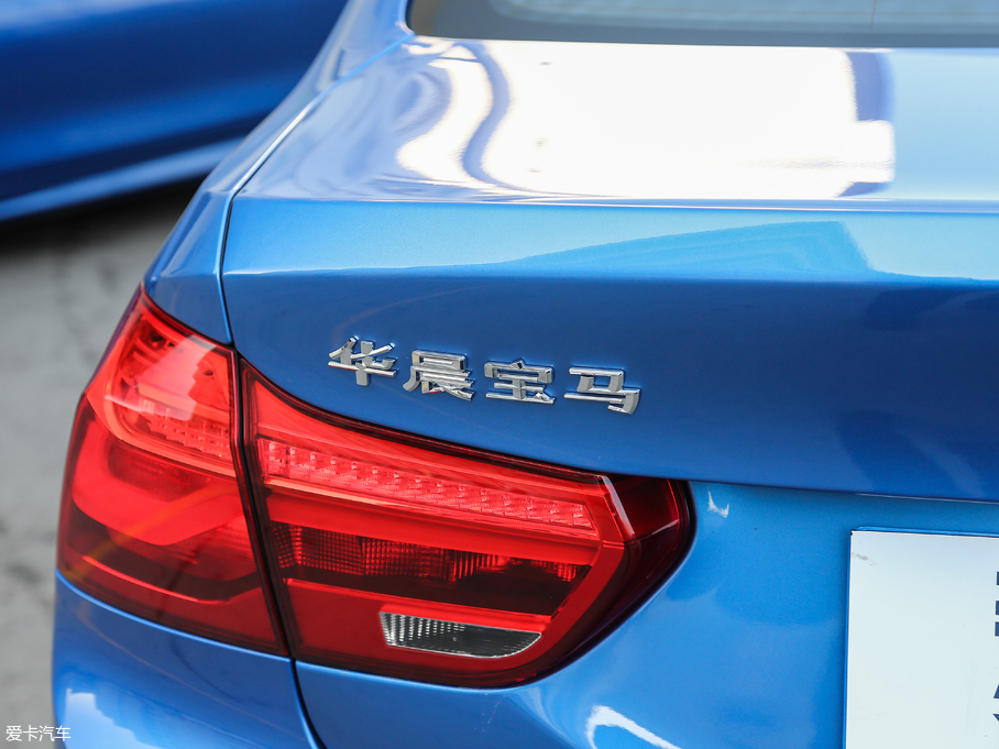 2018R1ϵ 118i OӋb