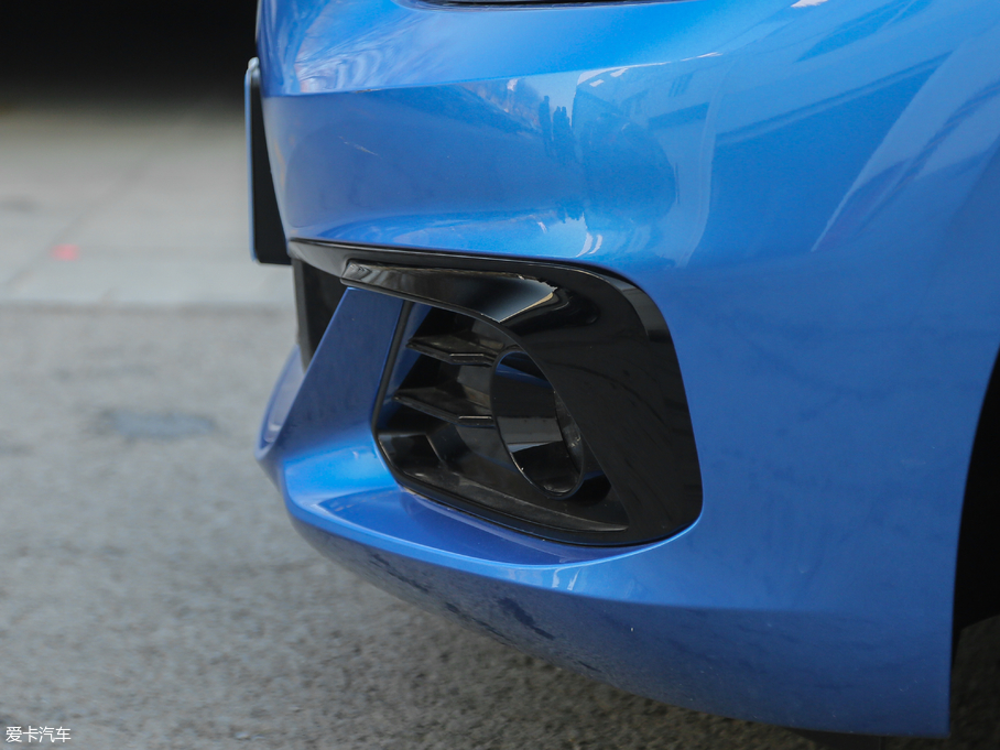 2018R1ϵ 118i O(sh)Ӌb