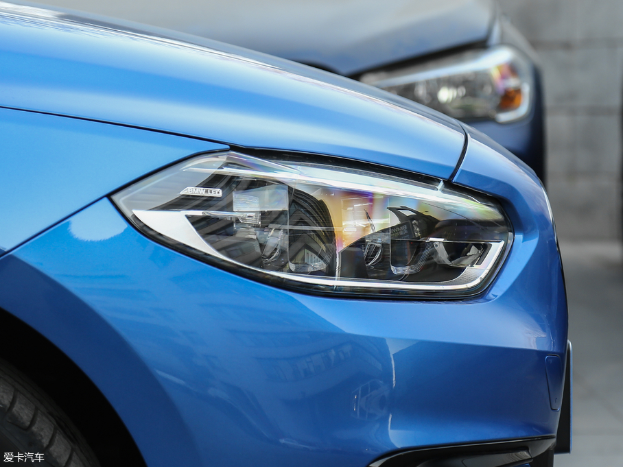 2018R1ϵ 118i OӋb