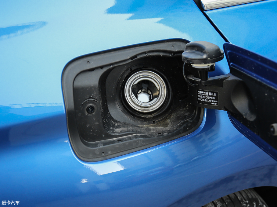 2018R1ϵ 118i OӋb