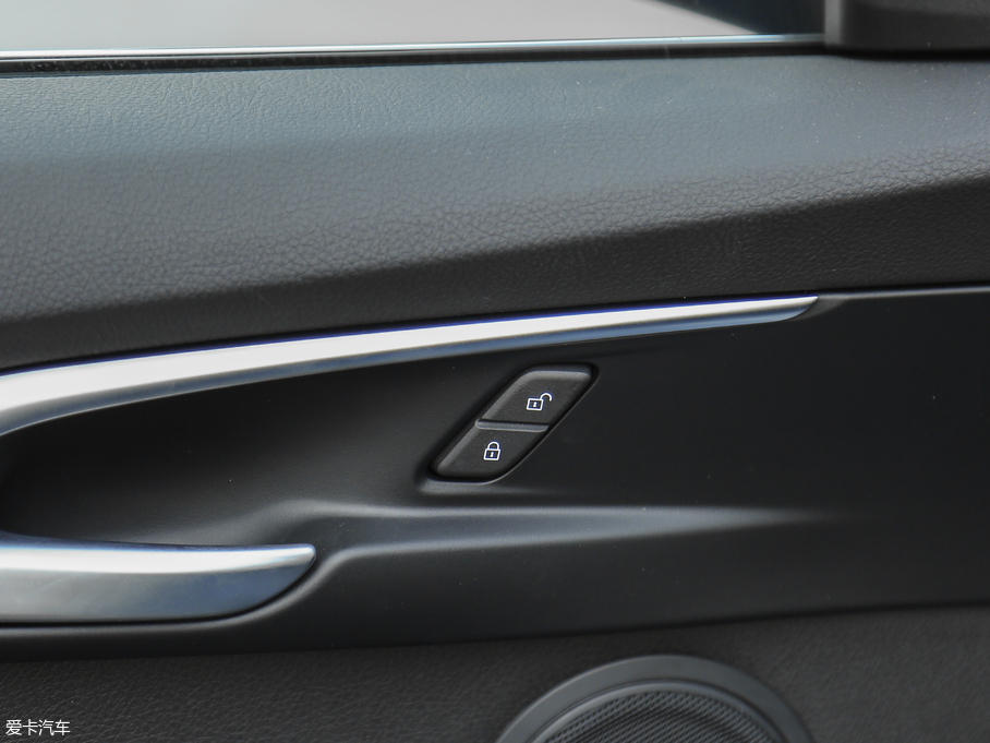 2018R1ϵ 118i OӋb