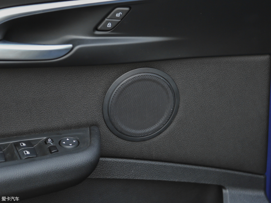 2018R1ϵ 118i OӋb