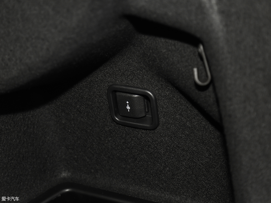 2018R1ϵ 118i O(sh)Ӌb