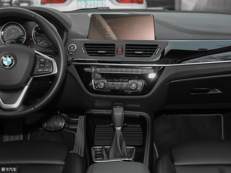 2018R1ϵ 118i OӋb