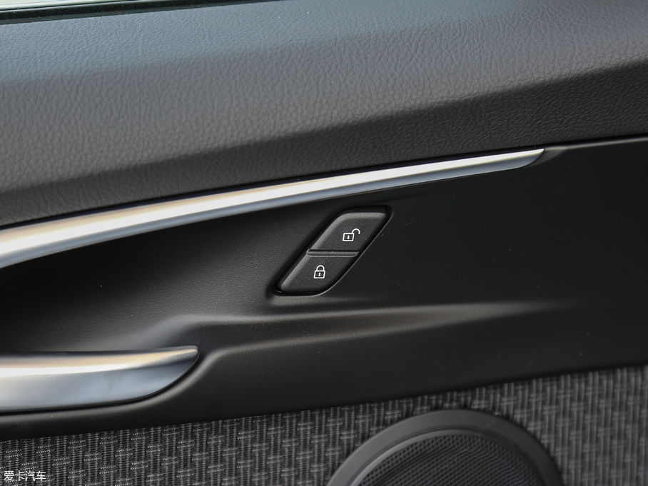 2018R1ϵ 118i r(sh)