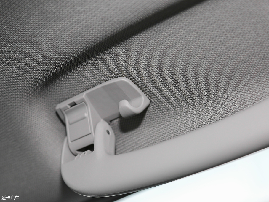 2018R1ϵ 118i r(sh)