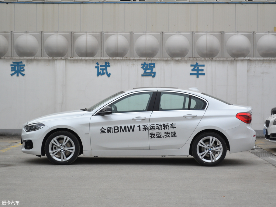 2018R1ϵ 118i OӋb