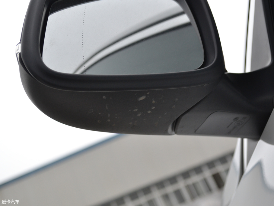 2018R1ϵ 118i OӋb