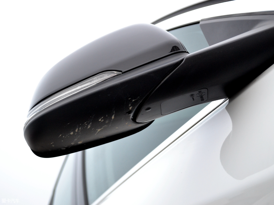 2018R1ϵ 118i OӋb