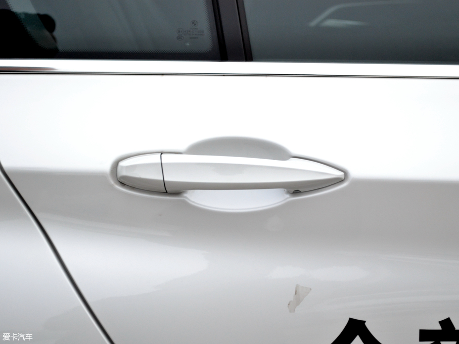 2018R1ϵ 118i OӋb