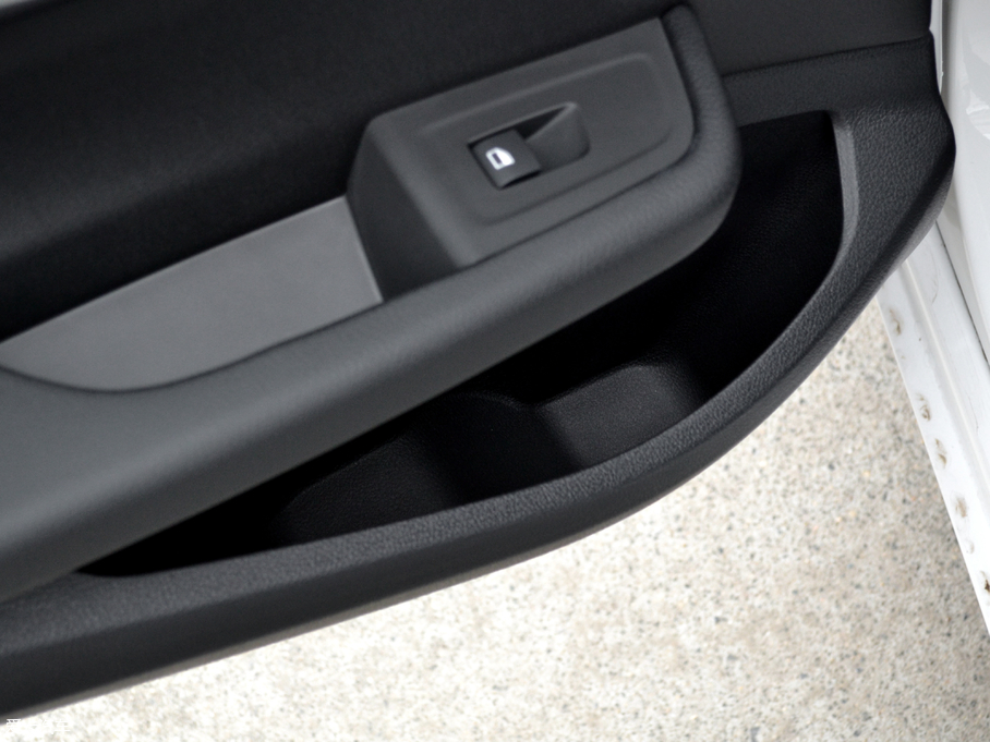 2018R1ϵ 118i O(sh)Ӌb