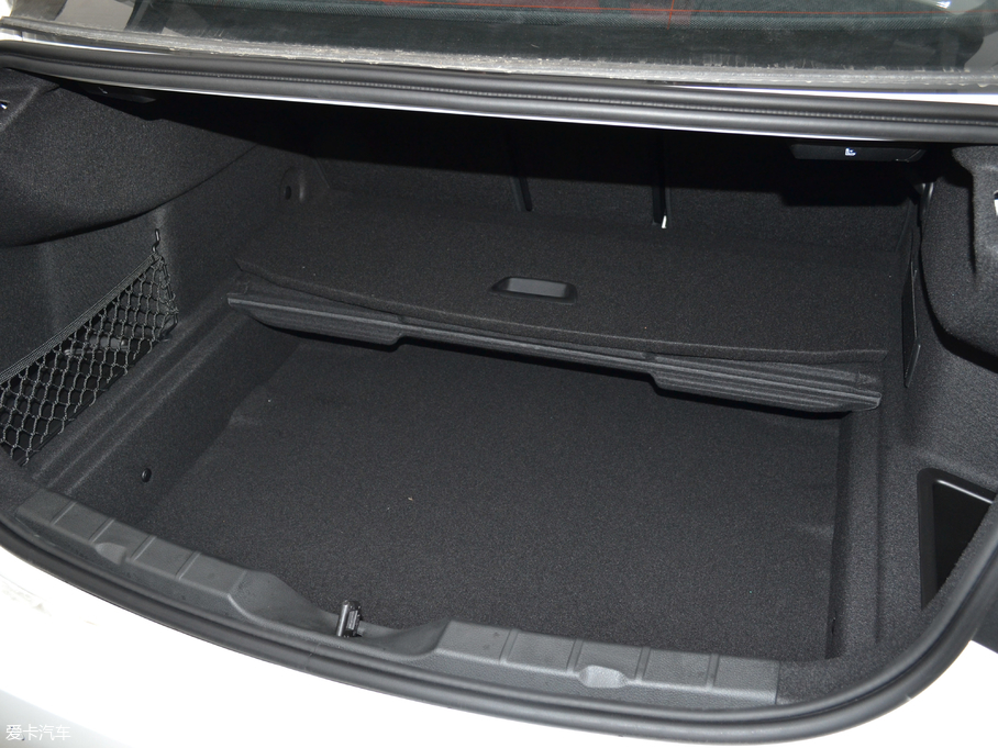 2018R1ϵ 118i OӋb