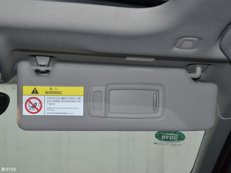 2018R1ϵ 118i OӋb