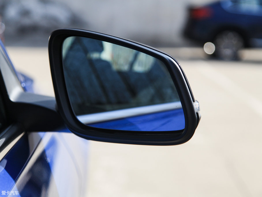 2018R1ϵ 120i OӋb