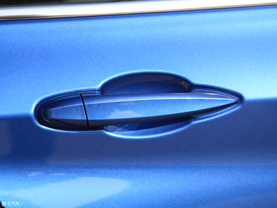 2018R1ϵ 120i OӋb