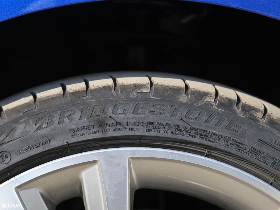 2018R1ϵ 120i OӋb