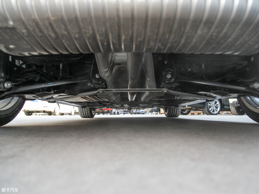 2018R1ϵ 120i OӋb