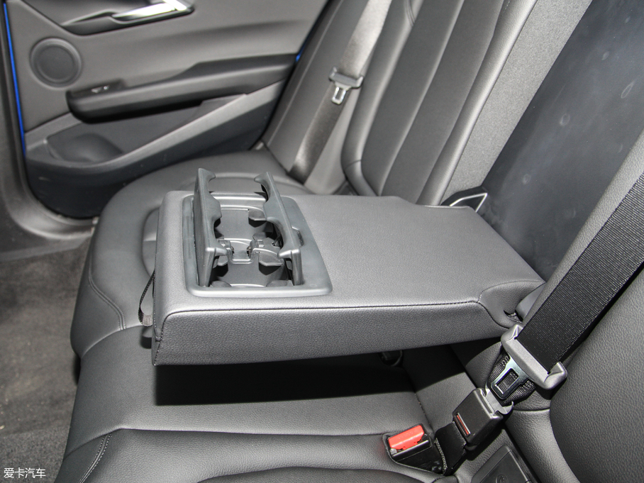 2018R1ϵ 120i OӋb