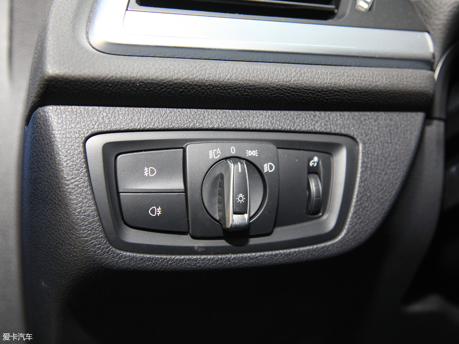 2018R1ϵ 120i OӋb