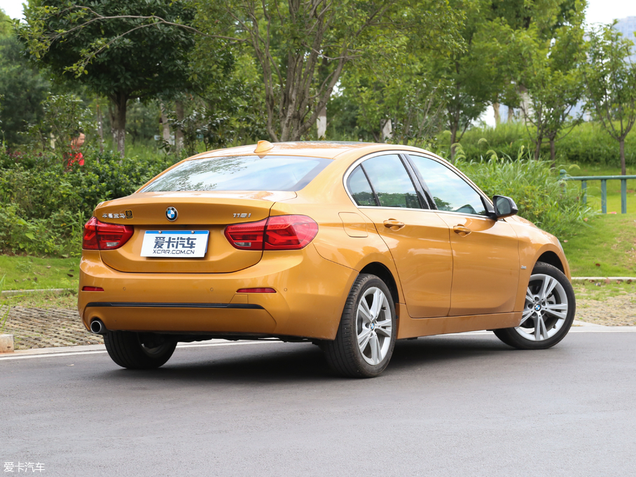 2018R1ϵ 118i OӋb