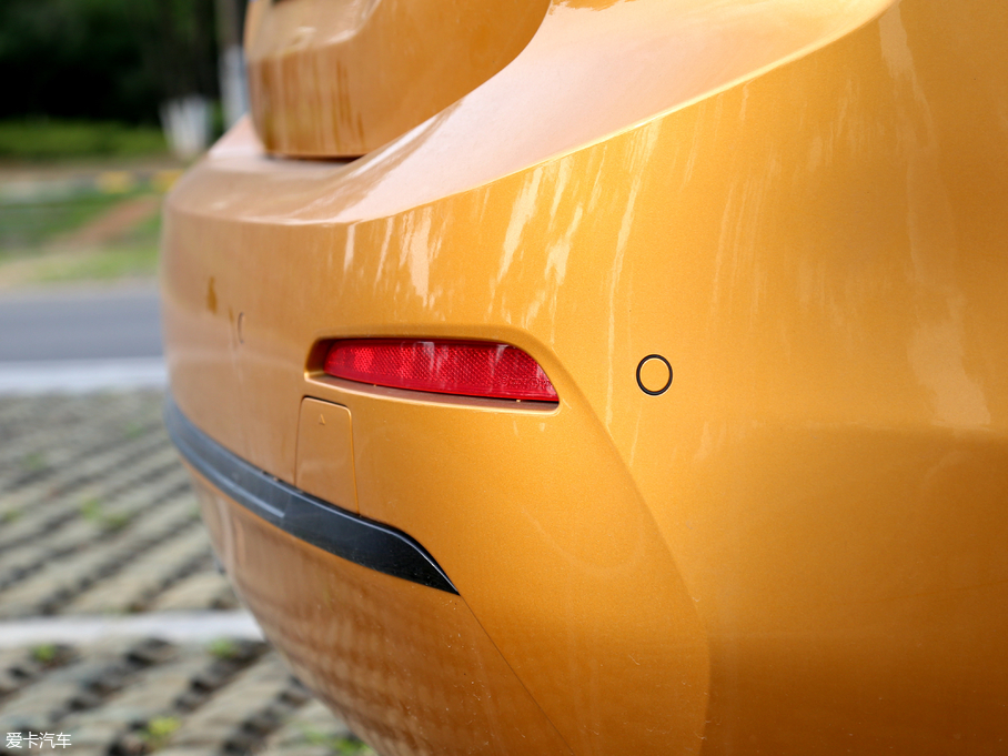 2018R1ϵ 118i OӋb