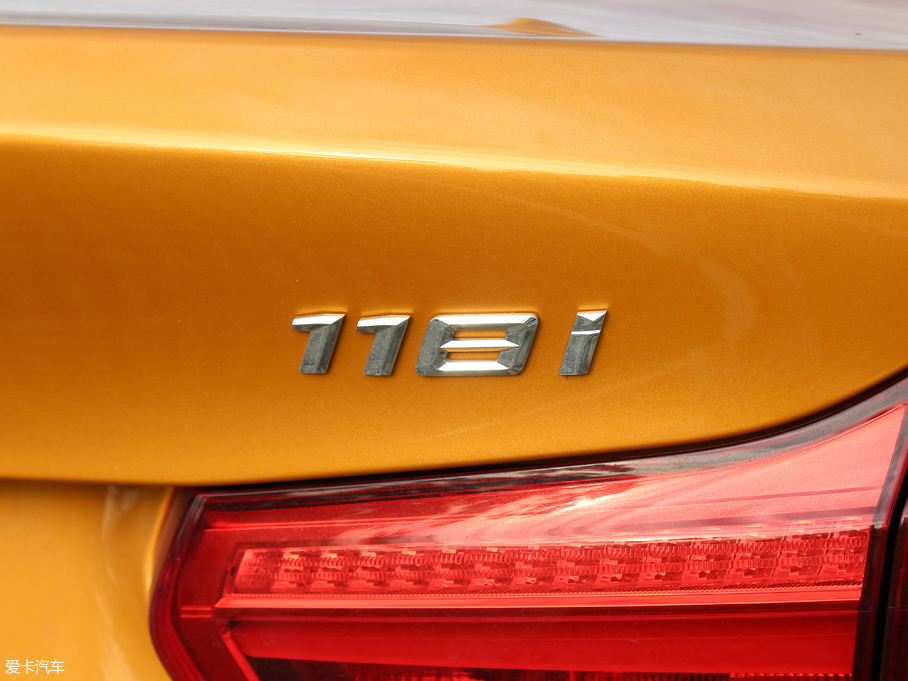 2018R1ϵ 118i OӋb