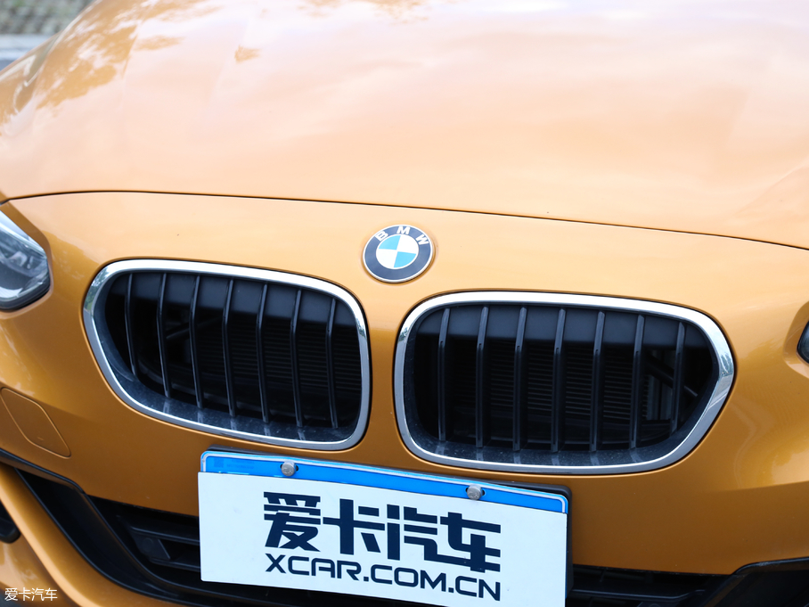 2018R1ϵ 118i OӋb