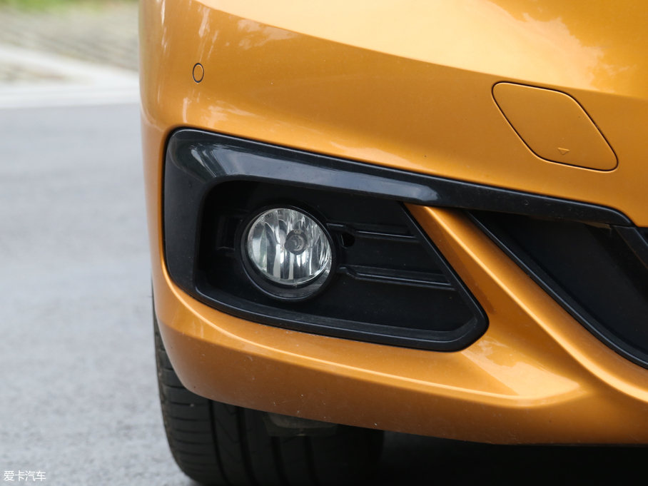 2018R1ϵ 118i OӋb