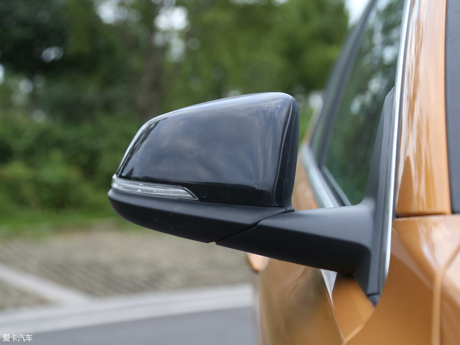 2018R1ϵ 118i OӋb