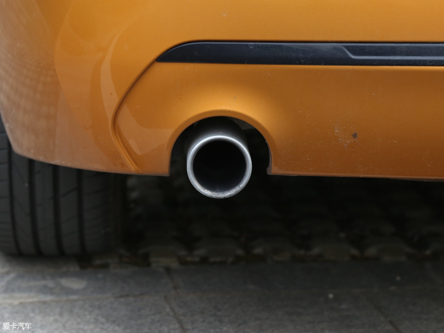 2018R1ϵ 118i OӋb