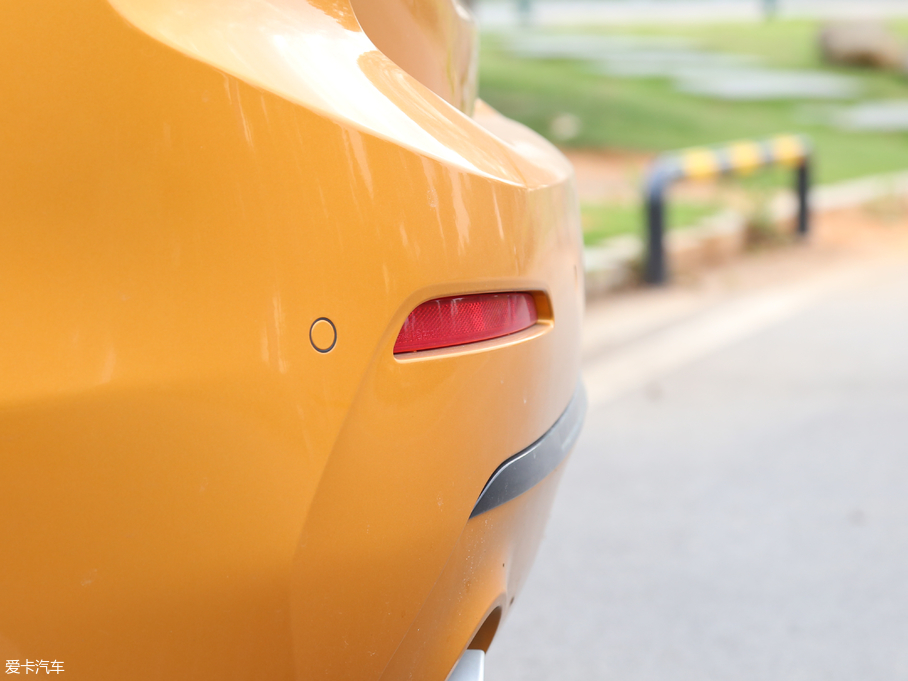 2018R1ϵ 118i OӋb