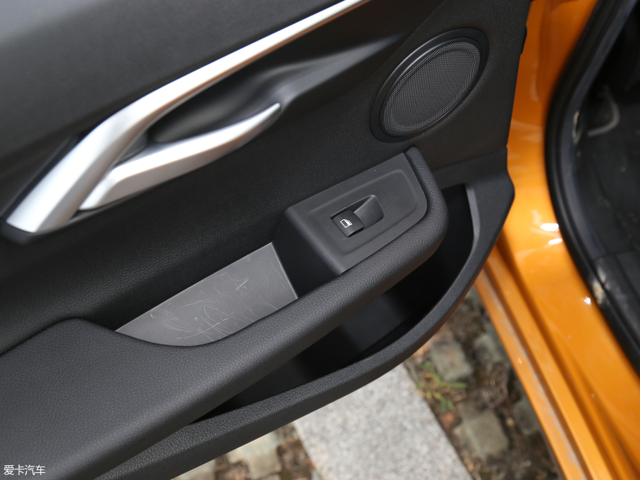 2018R1ϵ 118i OӋb