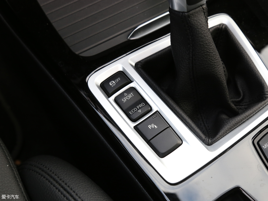 2018R1ϵ 118i OӋb