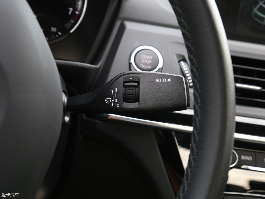 2018R1ϵ 118i OӋb