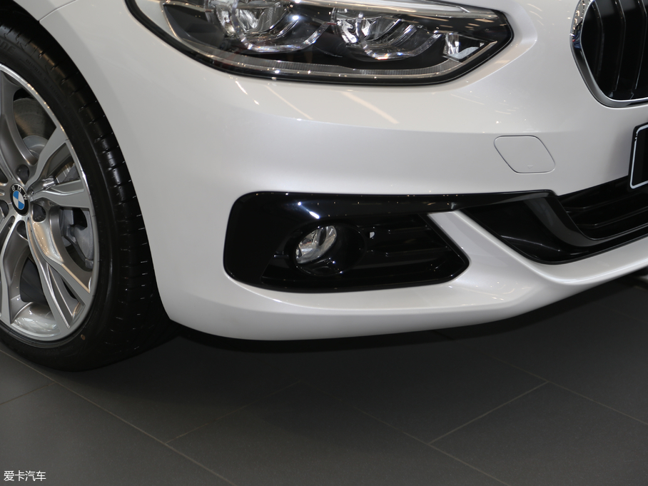 2018R1ϵ 120i OӋb