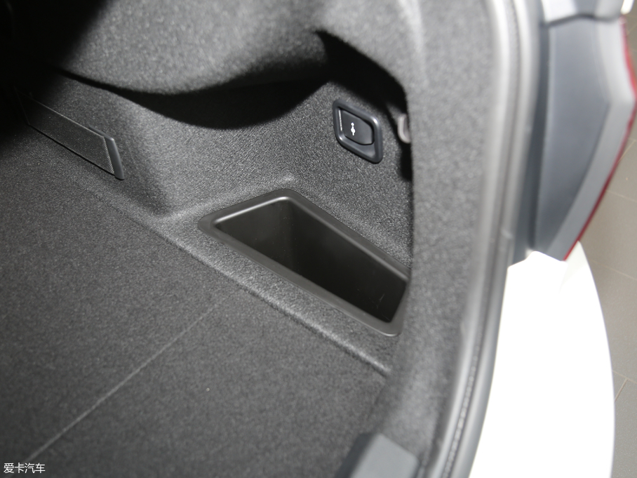 2018R1ϵ 120i OӋb