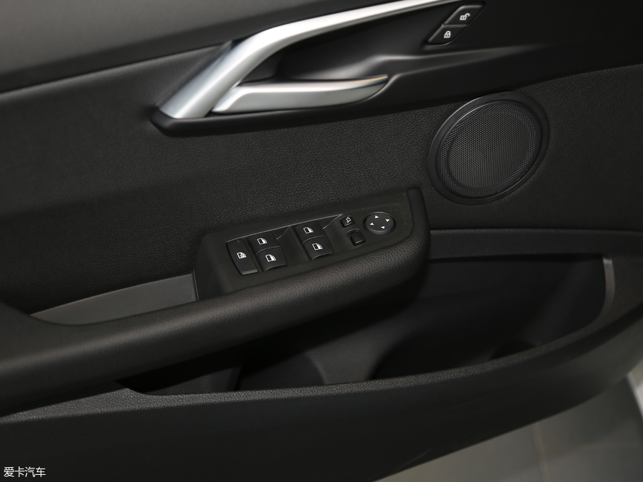 2018R1ϵ 120i OӋb