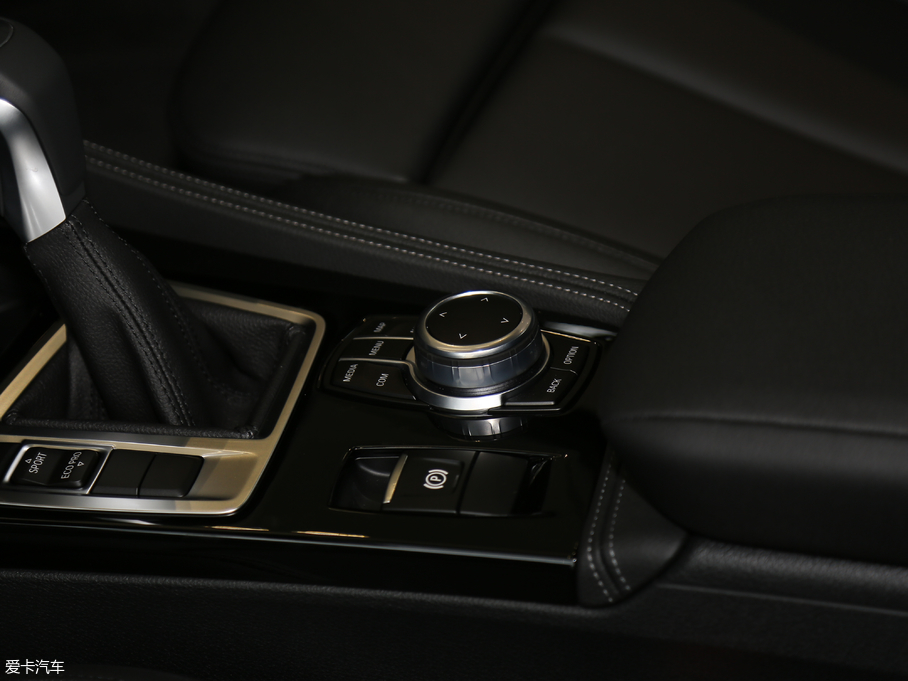 2018R1ϵ 120i OӋb