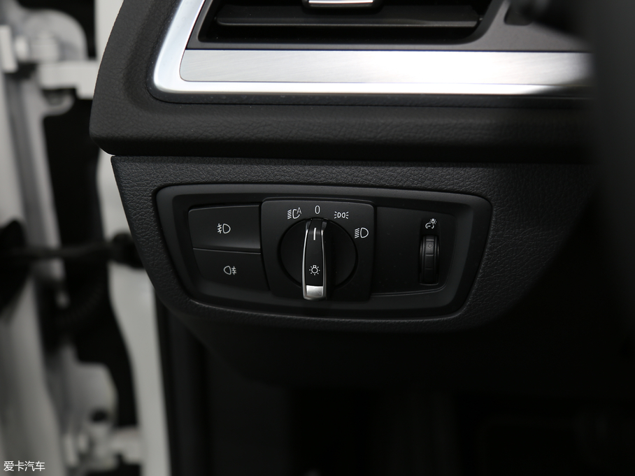 2018R1ϵ 120i OӋb