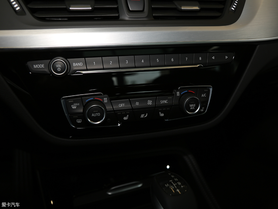 2018R1ϵ 120i OӋb