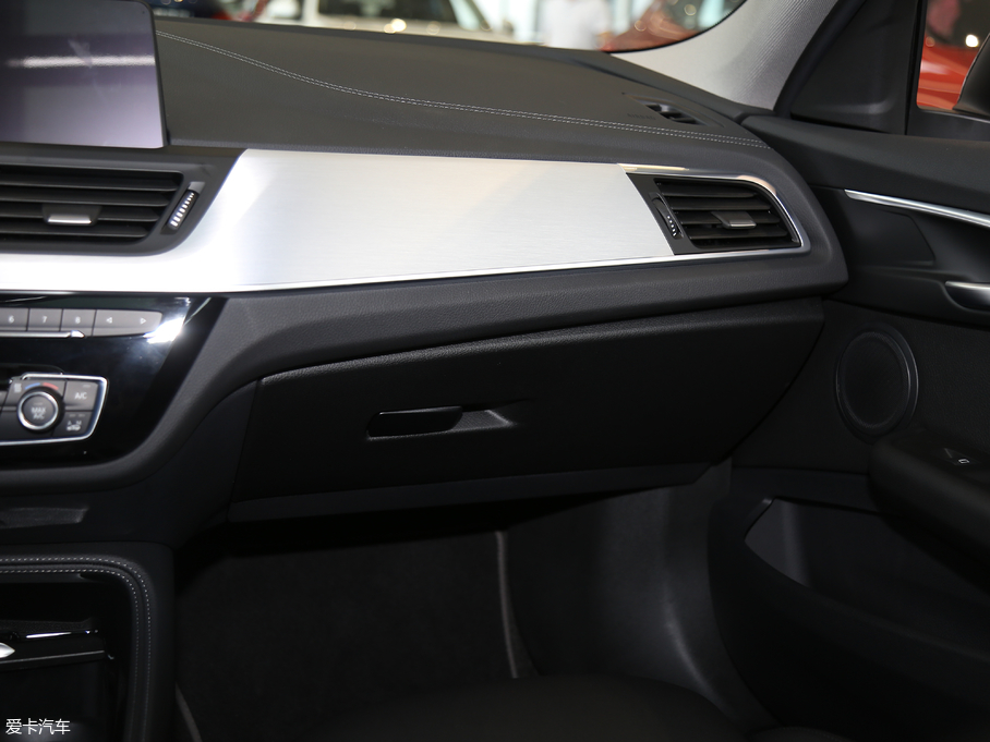 2018R1ϵ 120i OӋb