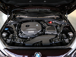 2018款125i 运动型 发动机